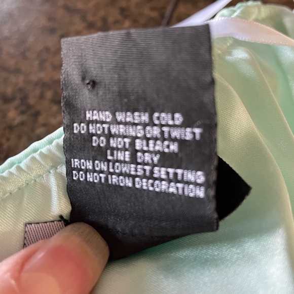 Sea Green Sleeveless Rhinestones Embellished Fit & Flare Dress Size 7/8 Prom - Picture 13 of 15